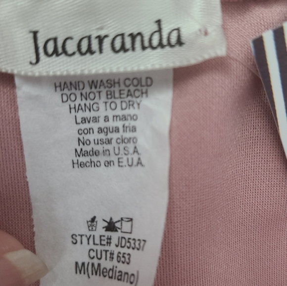 Jacaranda V cut Rose Dress - Picture 6 of 7